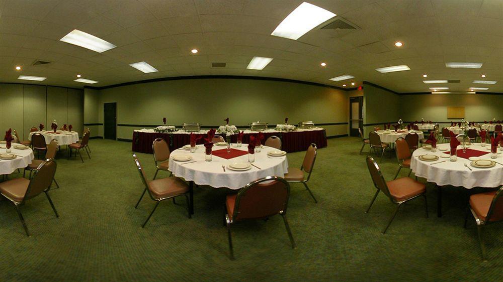 Red Roof Inn & Conference Center מק'קיני מראה חיצוני תמונה