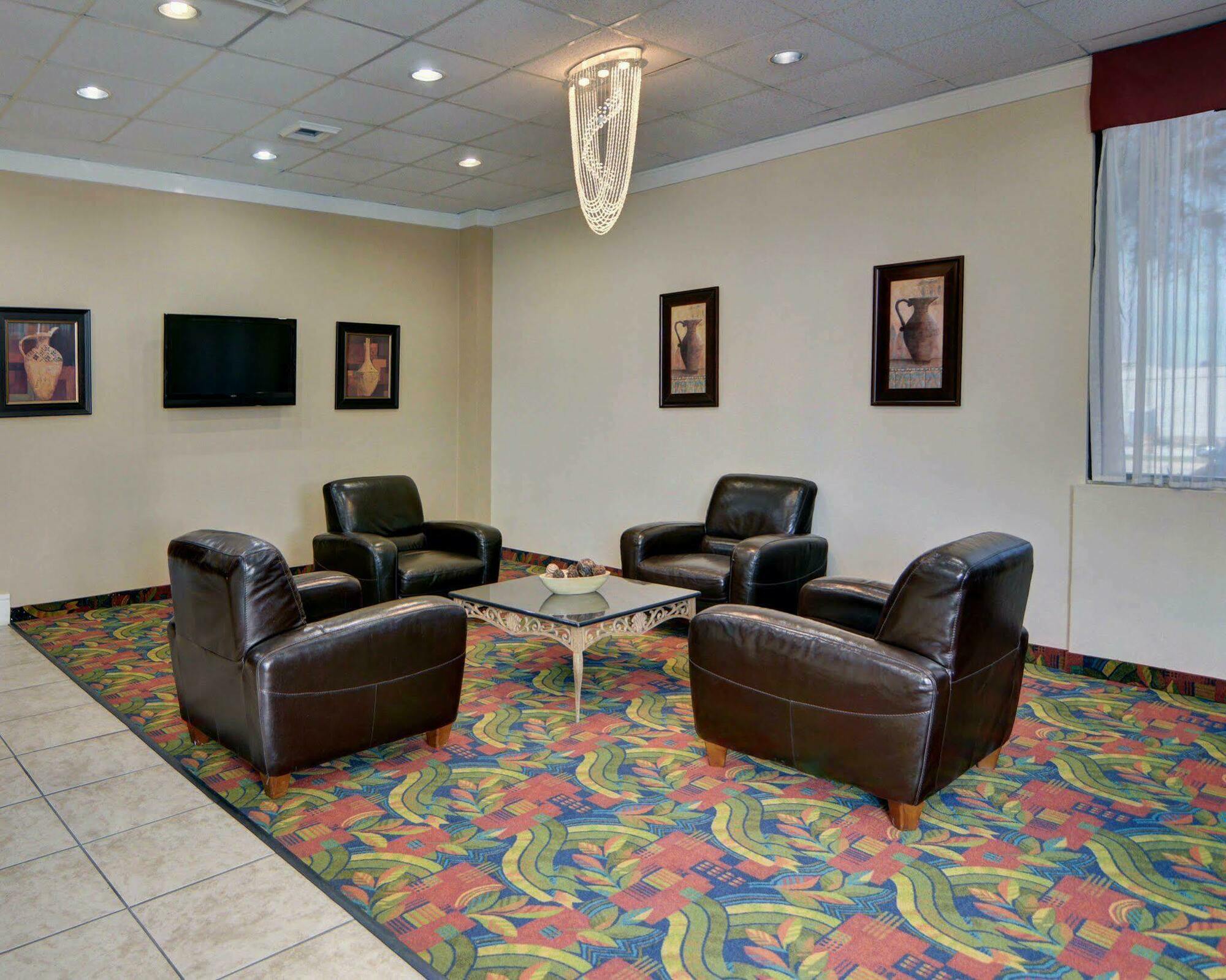 Red Roof Inn & Conference Center מק'קיני מראה חיצוני תמונה